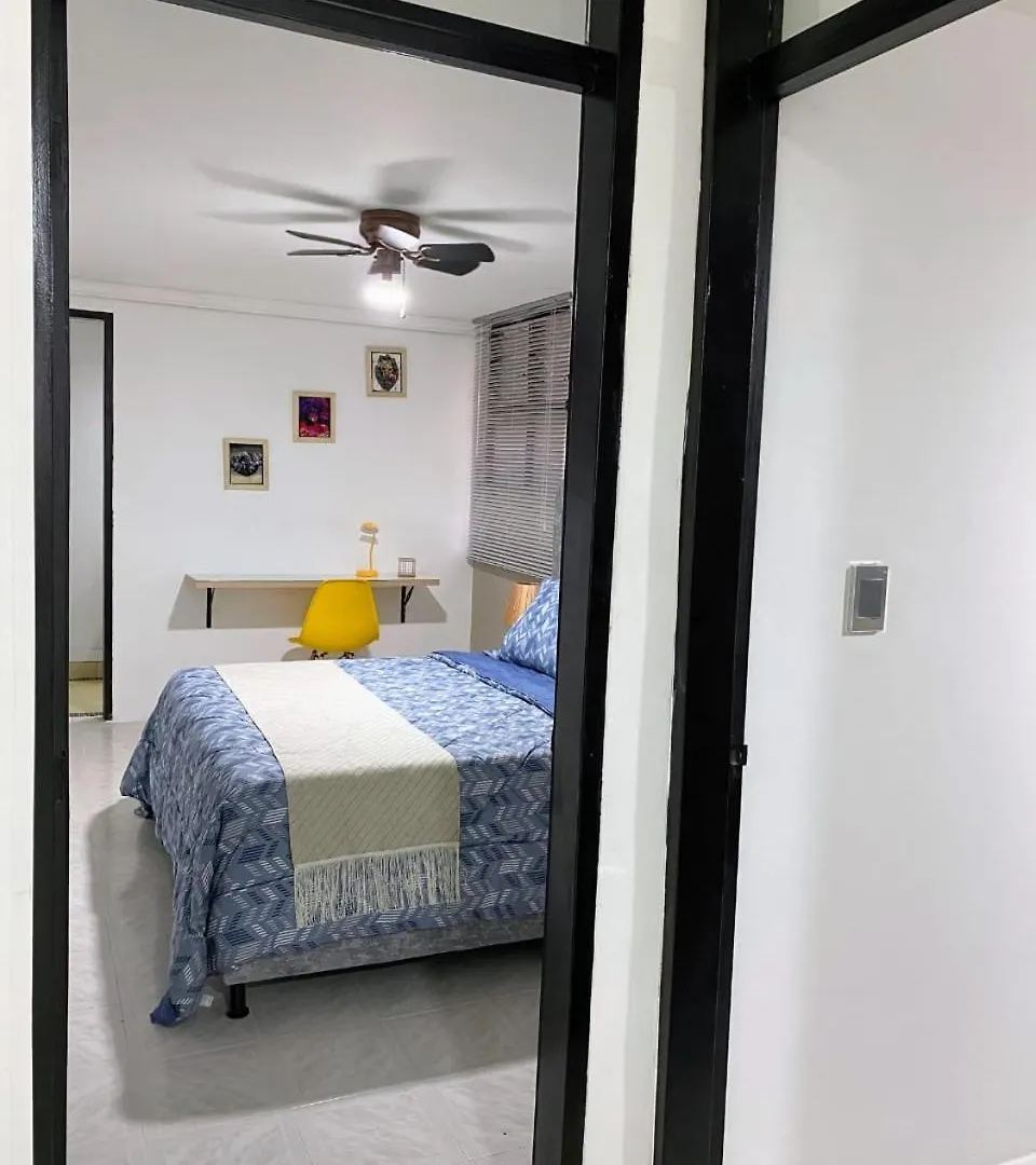 Apartamento 3 Habitaciones Cerca Al Parque Del Poblado Medellín