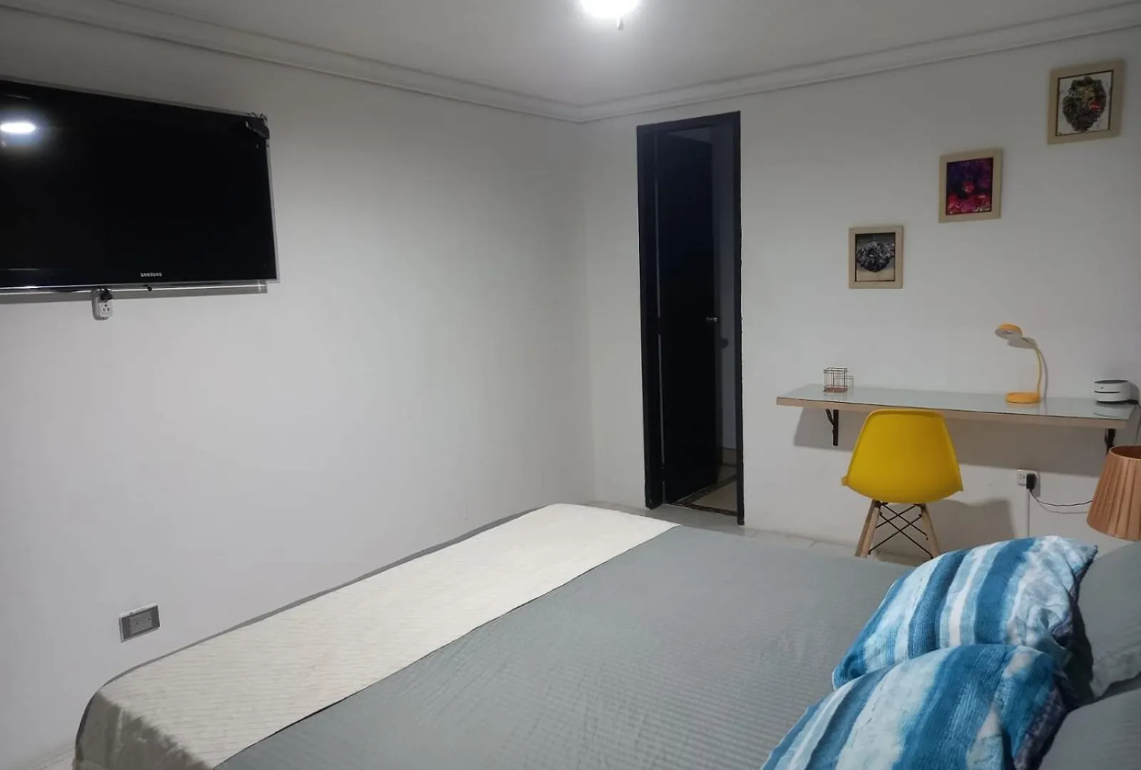 Apartamento 3 Habitaciones Cerca Al Parque Del Poblado Medellín